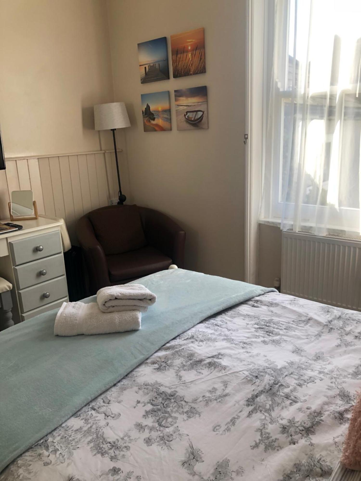 Cornubia Guest House Уеймут Екстериор снимка